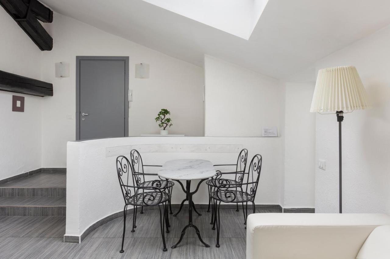 2 Bedroom 2 Bathroom Apt - Duomo 1 Mediolan Zewnętrze zdjęcie
